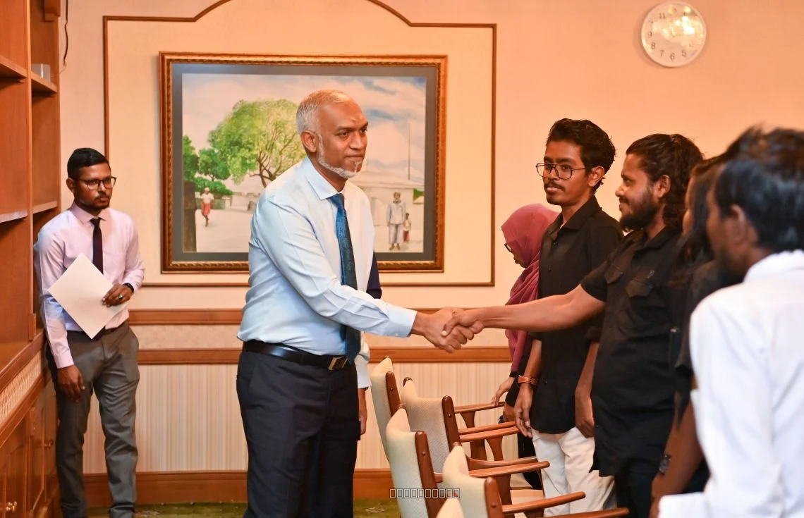 Muizzu-leyalhaaa-kudhin