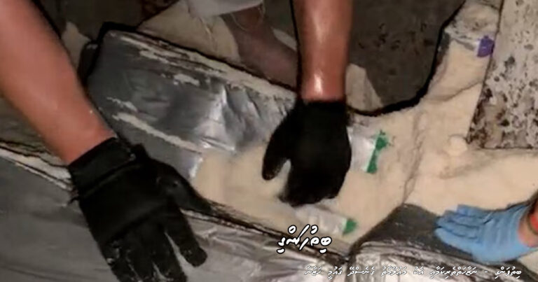 9ED1DE71-2CFB-4BC6-B30B-2BF4C6CD7C1A